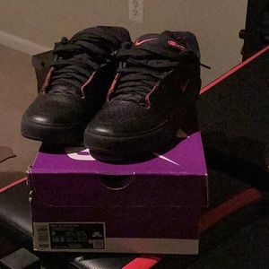 Nike sb Ishod wair 1 size 9 men’s